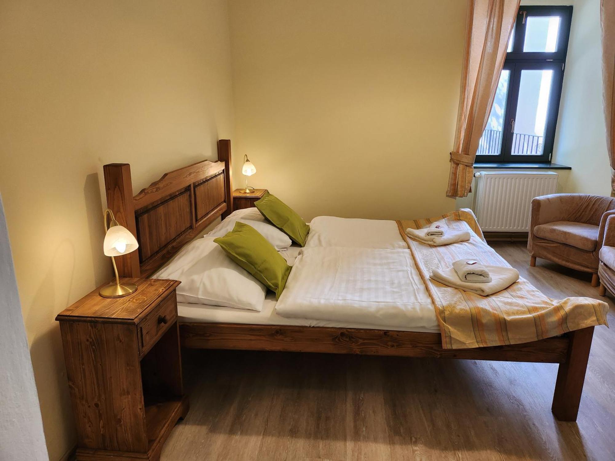 Hotel Opat Kutna Hora Bagian luar foto