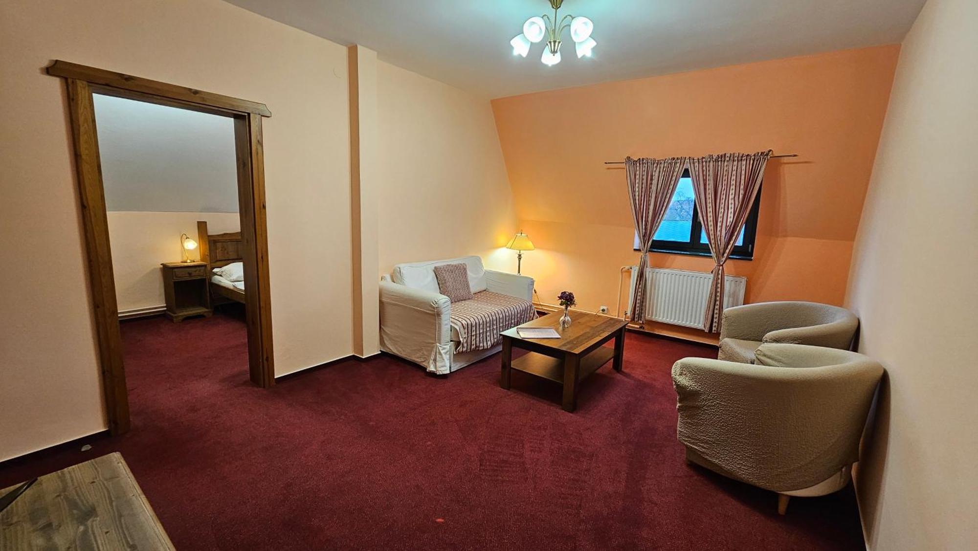 Hotel Opat Kutna Hora Bagian luar foto